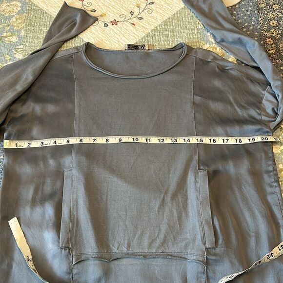 Go Silk Gray Boxy Oversized Long Sleeve Woven Silk and Knit Gray Top, Size XS - Picture 7 of 8